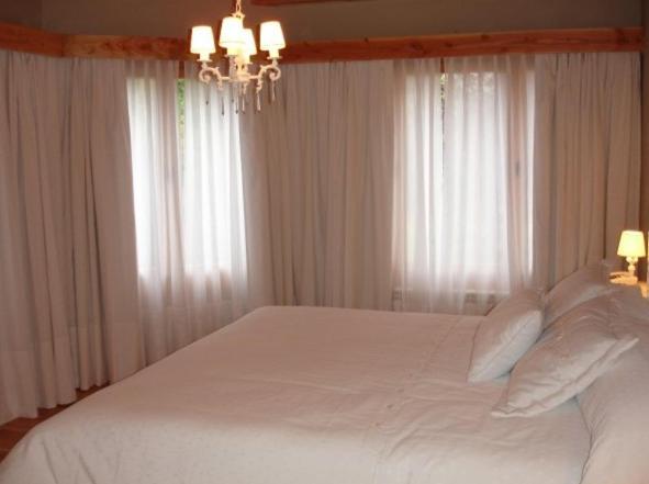 Hosteria El Establo Villa La Angostura Habitación foto